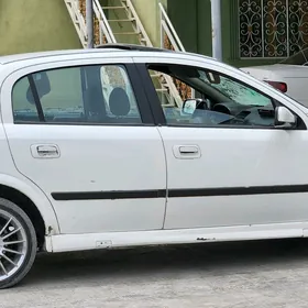 Opel Astra 1998