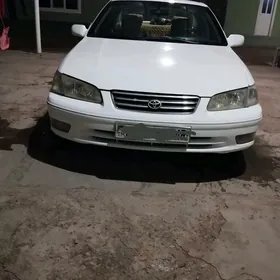 Toyota Camry 1997
