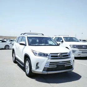 Toyota Highlander 2019