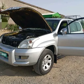 Toyota Land Cruiser Prado 2004