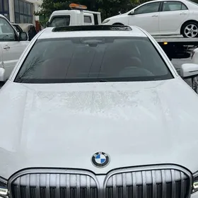 BMW 740 2020