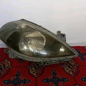 fara nissan tiida