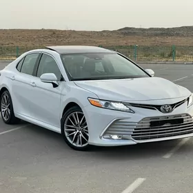 Toyota Camry 2023