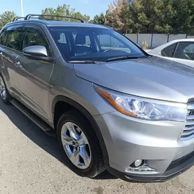 Toyota Highlander 2016