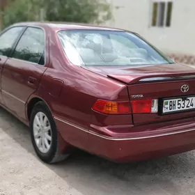Toyota Camry 1999