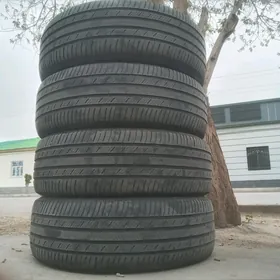 Michelin 235 55 20 Teker