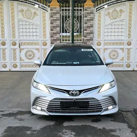 Toyota Camry 2024