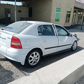Opel Astra 2003