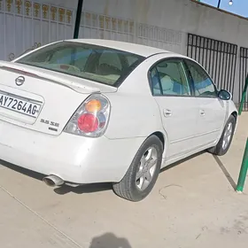 Nissan Altima 2002