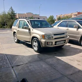 Infiniti QX4 2001