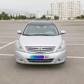 Nissan Teana 2010