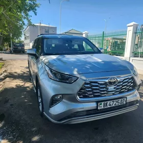 Toyota Highlander 2020