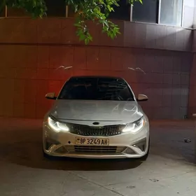 Kia Optima 2020