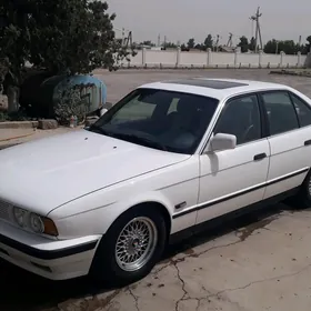 BMW 525 1990