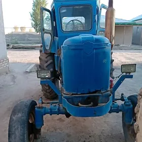 MTZ T-28 1990