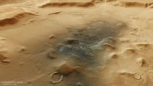 Mars Express Marsyň iň uly kraterleriniň birini surata düşürdi
