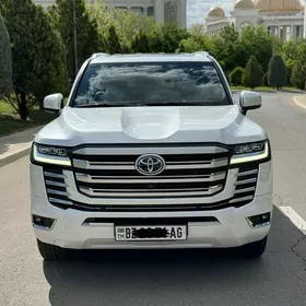 Toyota Land Cruiser 2023