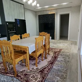 Satlyk kottej 5 komnat