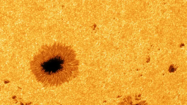 Astrofizikler ilkinji gezek 8K durulykda Gün üstüniň suratyny aldy