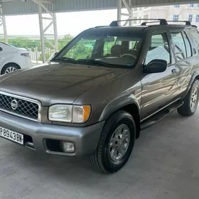 Nissan Pathfinder 2001