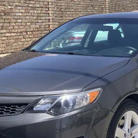 Toyota Camry 2013