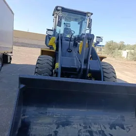 XCMG LW300F 2025