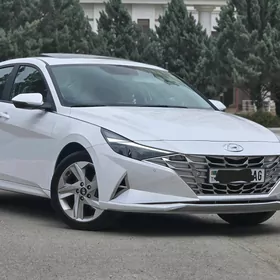 Hyundai Elantra 2023
