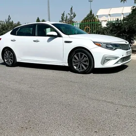 Kia Optima 2019