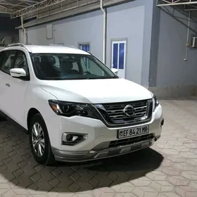 Nissan Pathfinder 2020