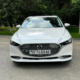 Mazda 3 2021
