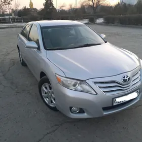 Toyota Camry 2010