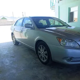 Toyota Avalon 2005