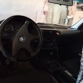 BMW 520 1992