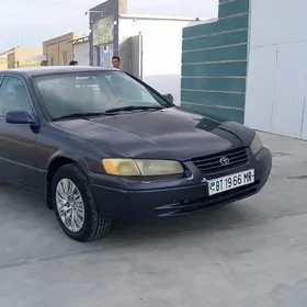 Toyota Camry 1998
