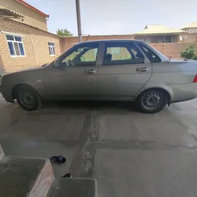Lada Priora 2011