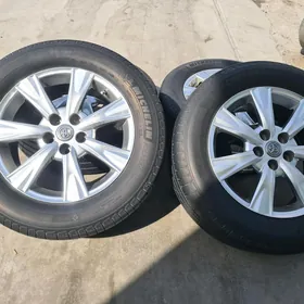 Diska teker R 17.