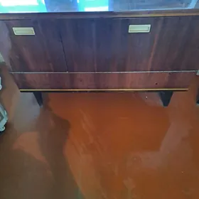 КОМОД