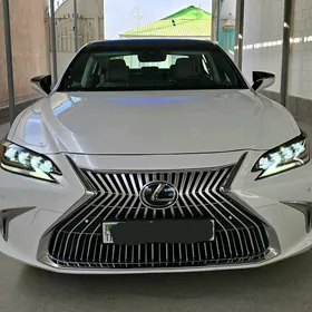 Lexus ES 350 2019