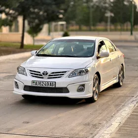 Toyota Corolla 2013