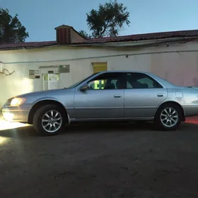 Toyota Camry 2000