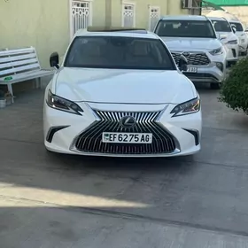 Lexus ES 350 2019