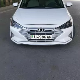 Hyundai Elantra 2020