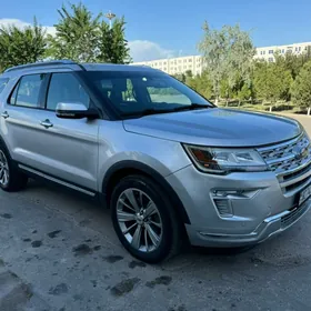 Ford Explorer 2019