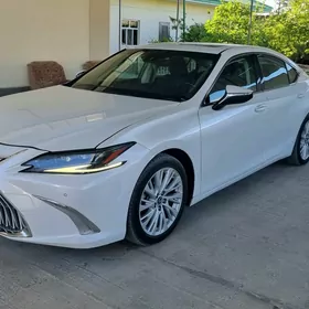 Lexus ES 350 2021