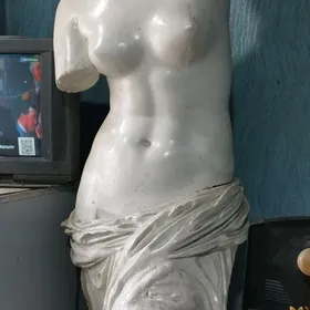 статуя АФРОДИТА,,(БОГИНЯ ЛЮБВИ
