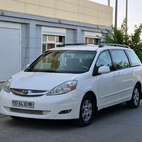 Toyota Sienna 2007
