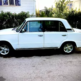 Lada 2104 1980