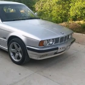 BMW 5 Series 1992