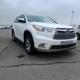 Toyota Highlander 2016