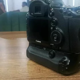 CANON MARK 3